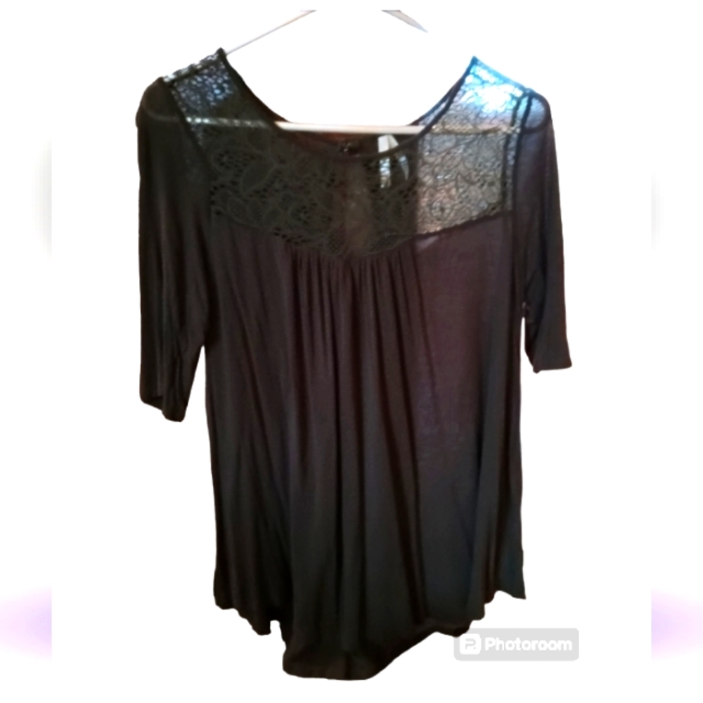 Colstory Olive Green Short Sleeve Flowy Blouse with Lace & button in back